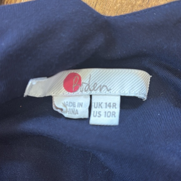 Boden Embroidered Black Dress - Picture 8 of 8